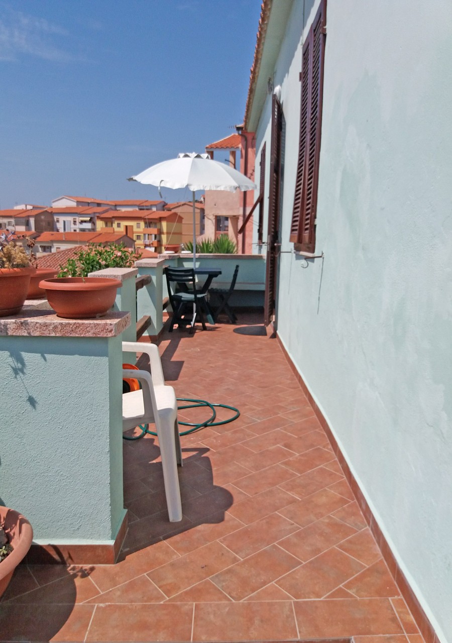 Mongiardino-monolocale-la-maddalena-immobiliare-murphy-esterni