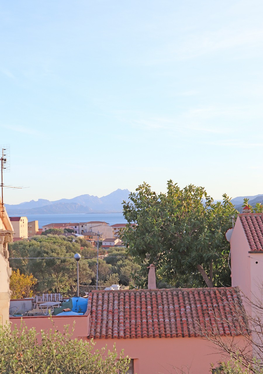 Mongiardino-monolocale-la-maddalena-immobiliare-murphy-esterni