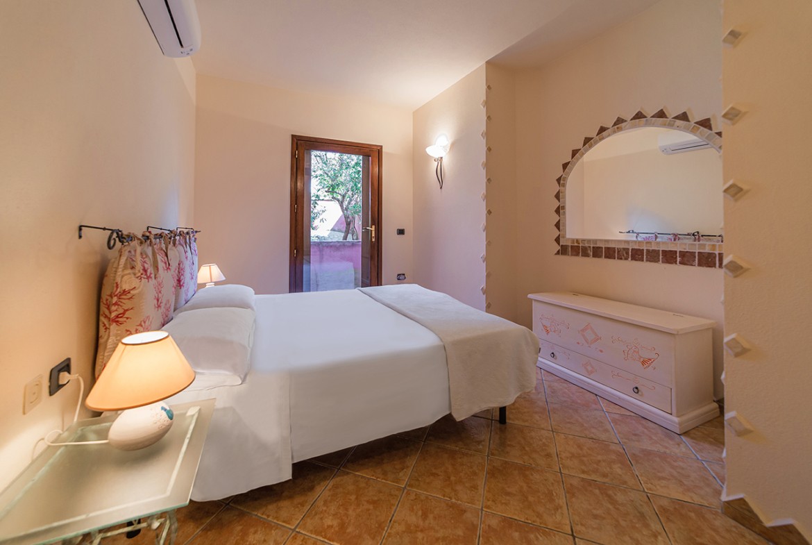 100-la-maddalena-affitto-immobiliare-murphy-le-pergole-02-camera