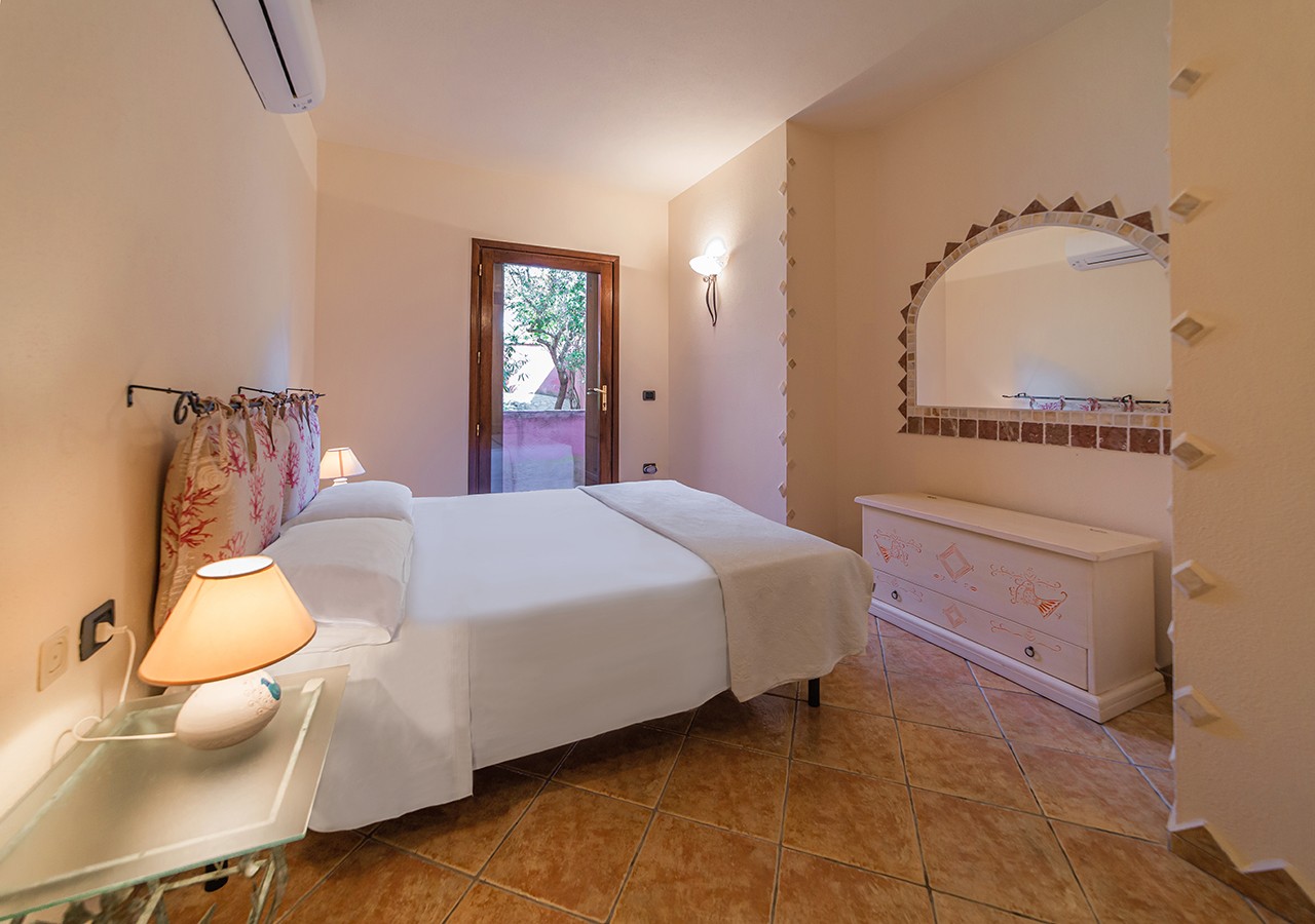 100-la-maddalena-affitto-immobiliare-murphy-le-pergole-02-camera