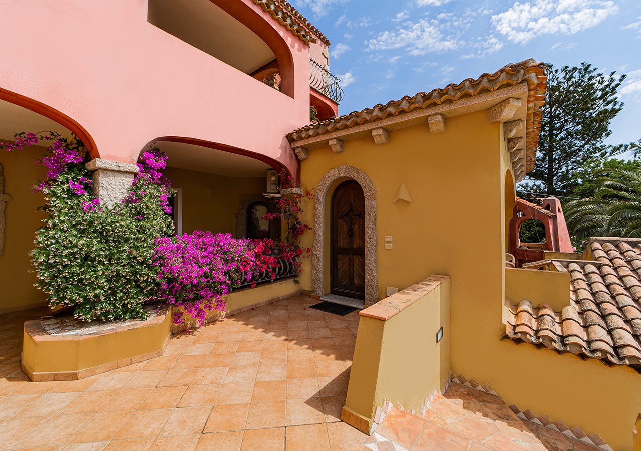 11-la-maddalena-affitto-immobiliare-murphy-le-pergole-02-ingresso