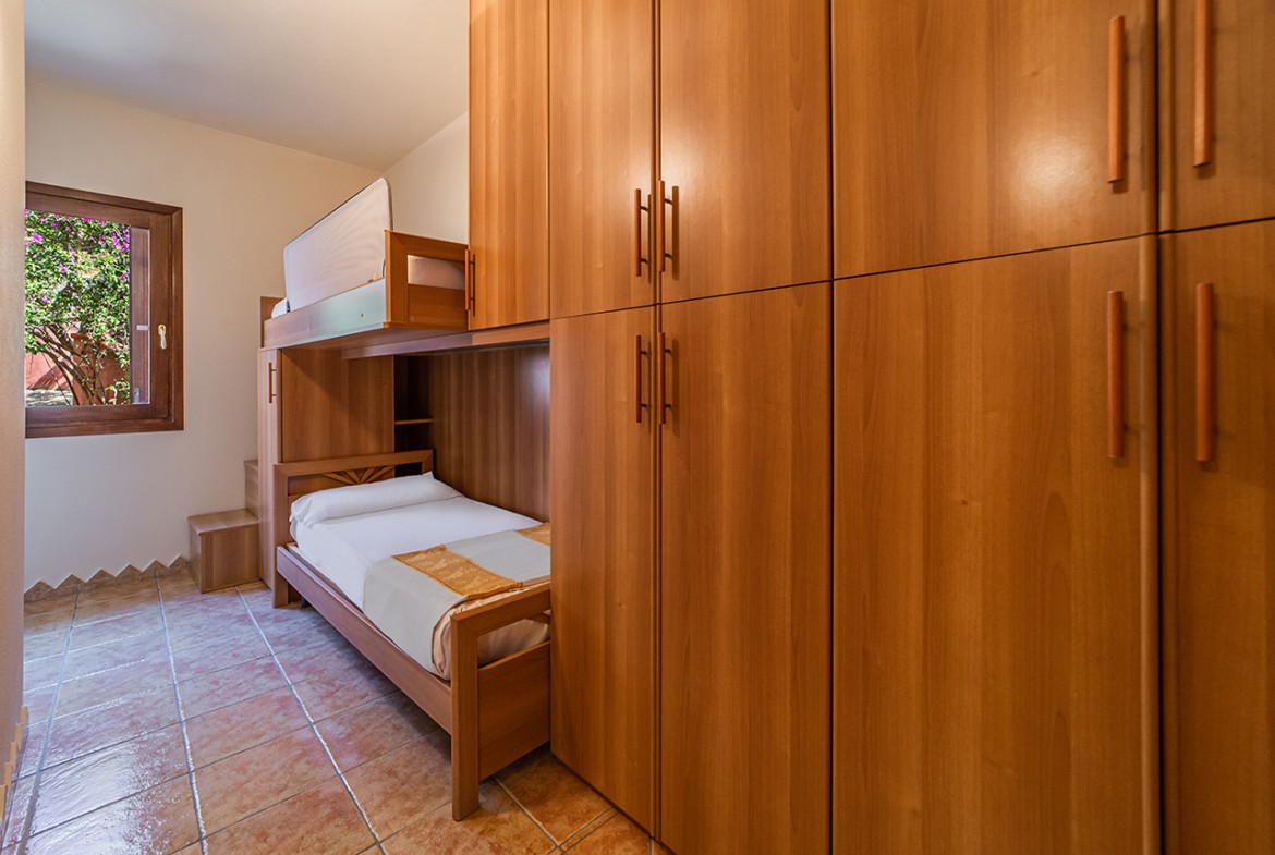 110-la-maddalena-affitto-immobiliare-murphy-le-pergole-02-camera