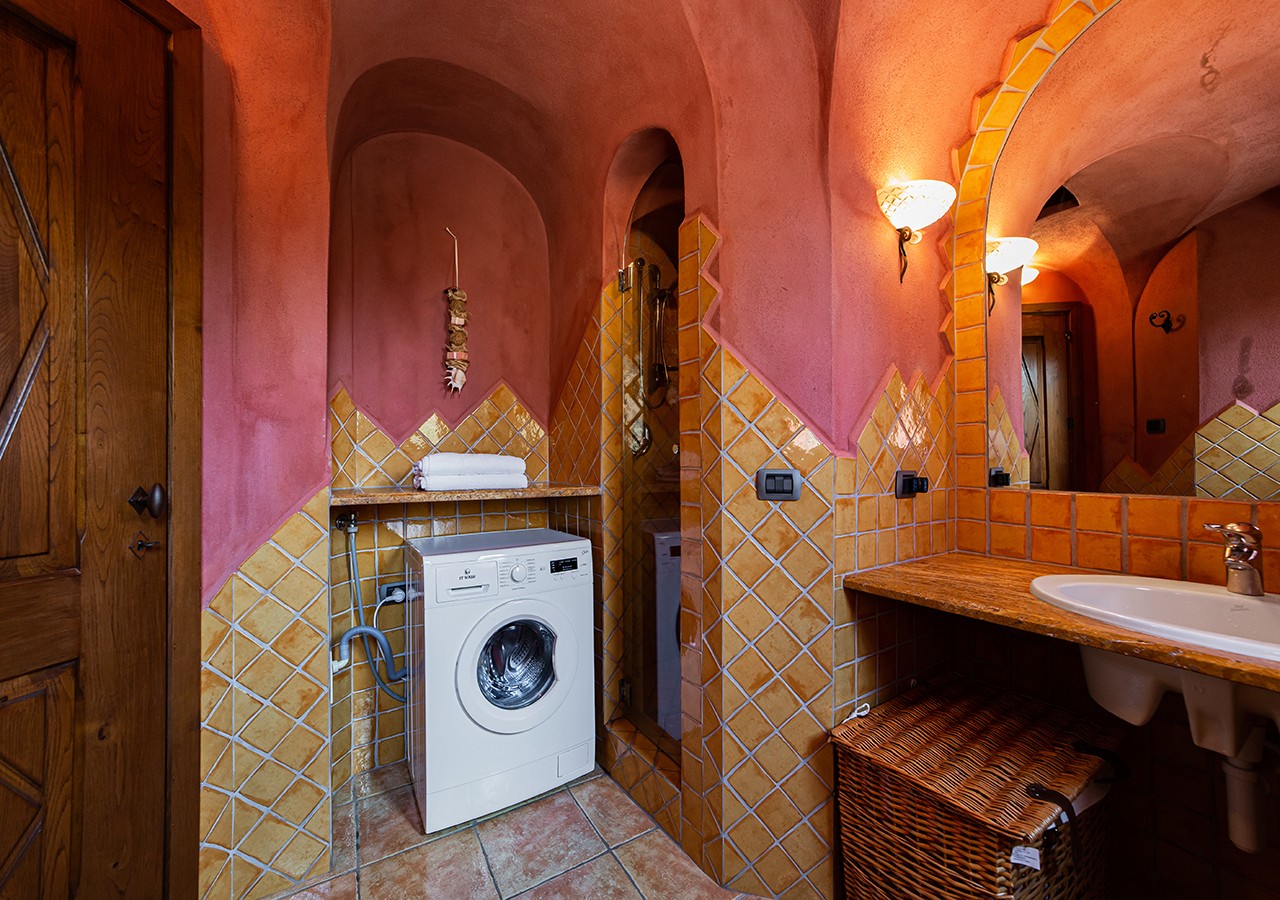 130-la-maddalena-affitto-immobiliare-murphy-le-pergole-02-bagno