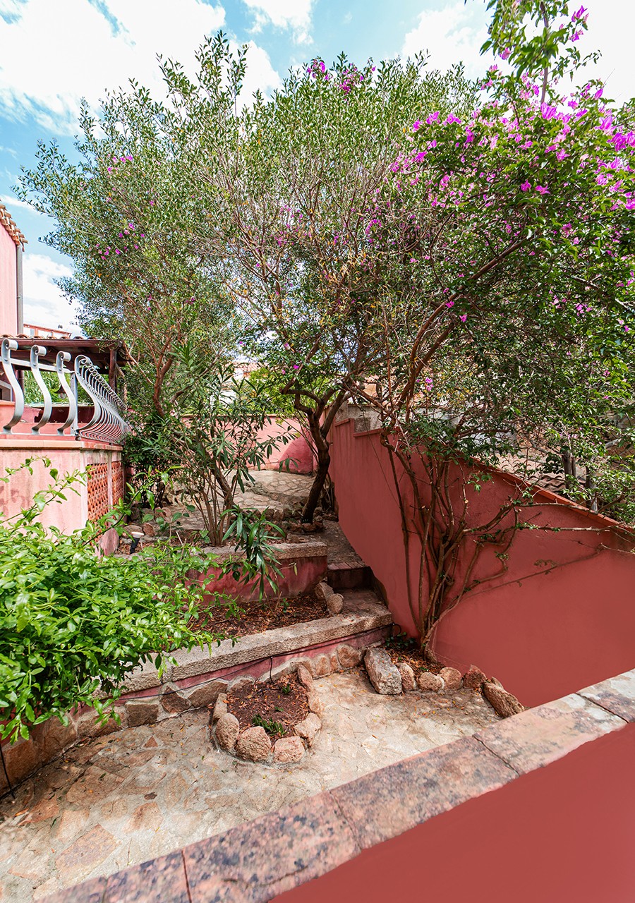 150-la-maddalena-affitto-immobiliare-murphy-le-pergole-02-giardino