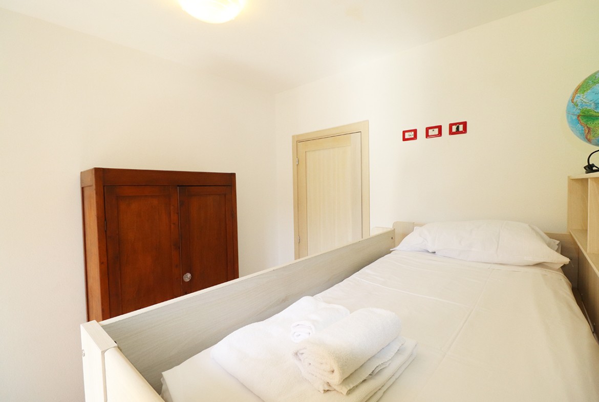 330-la-maddalena-murphy-rooms-camera