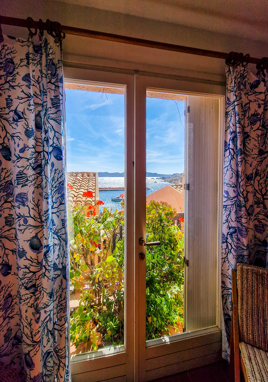 160-la-maddalena-immobiliare-murphy-trilocale-casa-vacanze-soggiorno