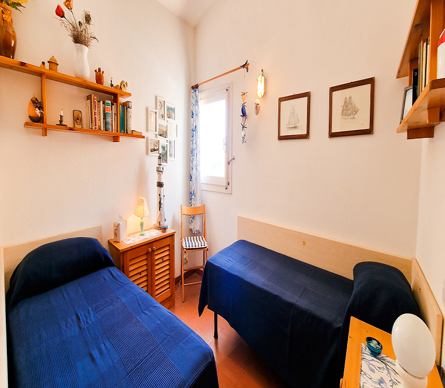 290-la-maddalena-immobiliare-murphy-trilocale-casa-vacanze-camera