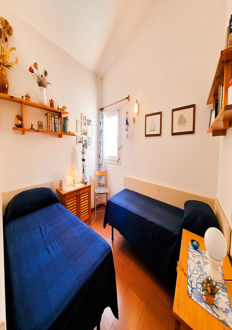 290-la-maddalena-immobiliare-murphy-trilocale-casa-vacanze-camera