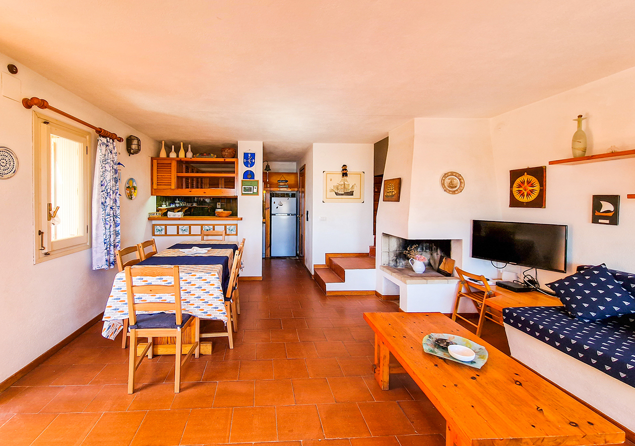 80-la-maddalena-immobiliare-murphy-trilocale-casa-vacanze-soggiorno