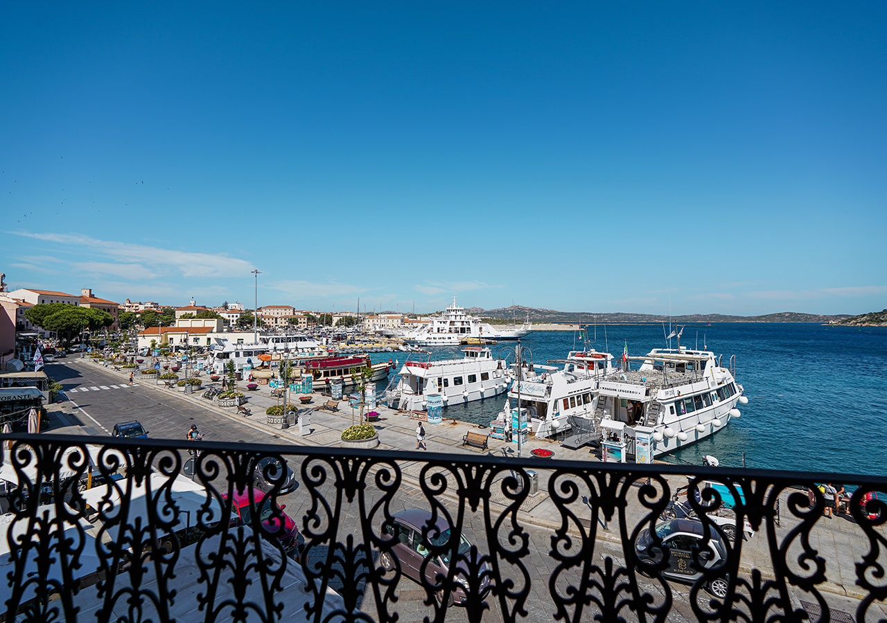 170-la-maddalena-immobiliare-murphy-ad-oriente-santo-stefano-vista-mare