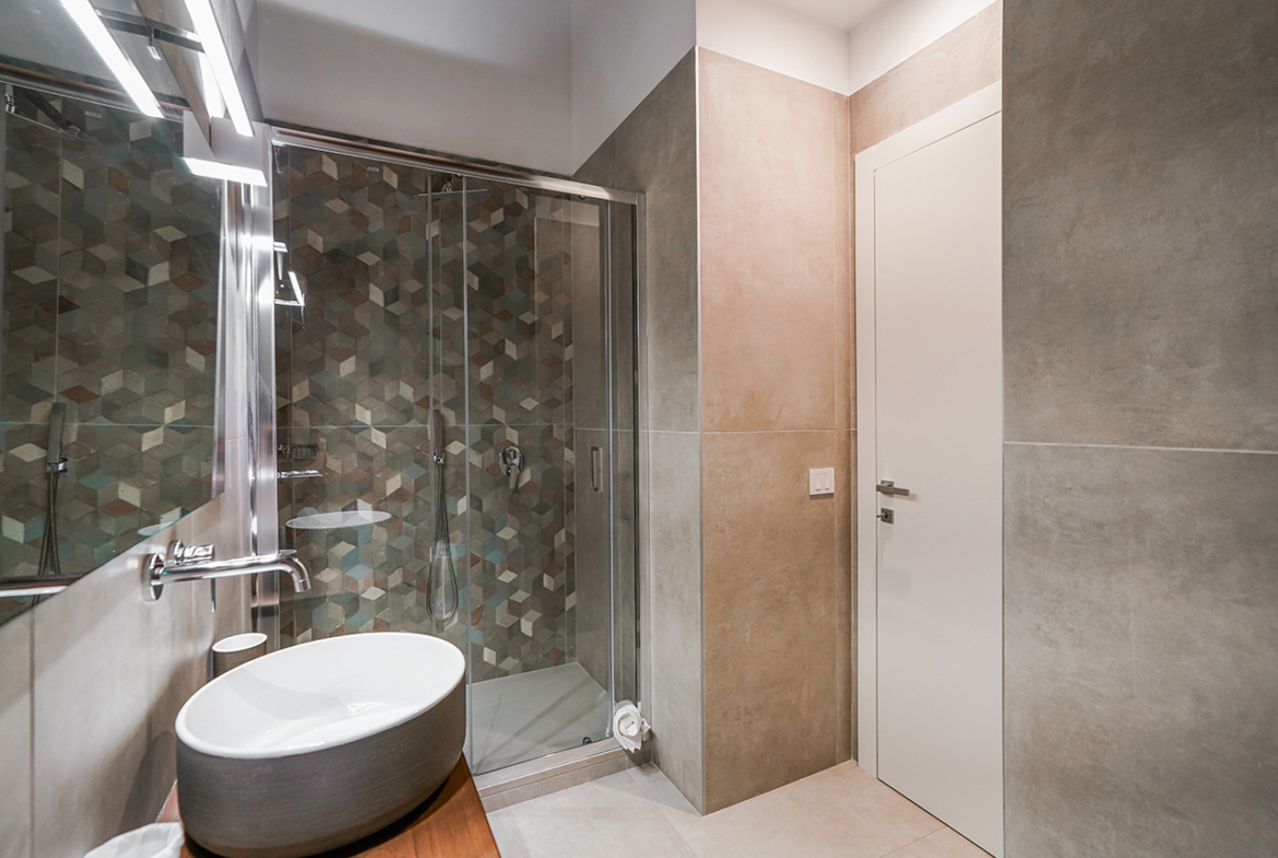 50-la-maddalena-immobiliare-murphy-ad-oriente-razzoli-bagno